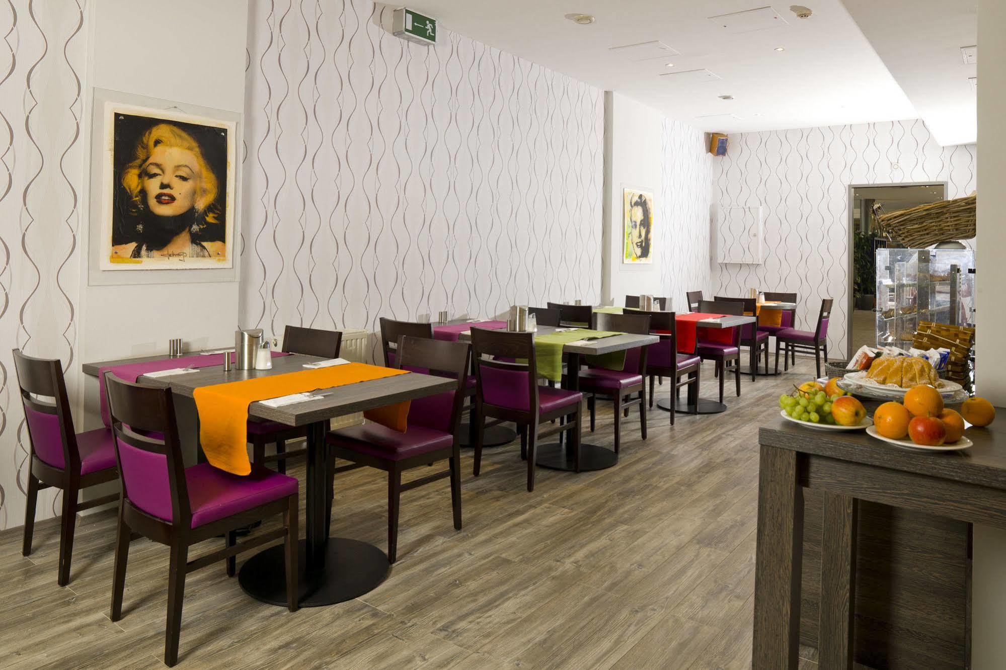 24Hours Apartment Hotel Відень Екстер'єр фото